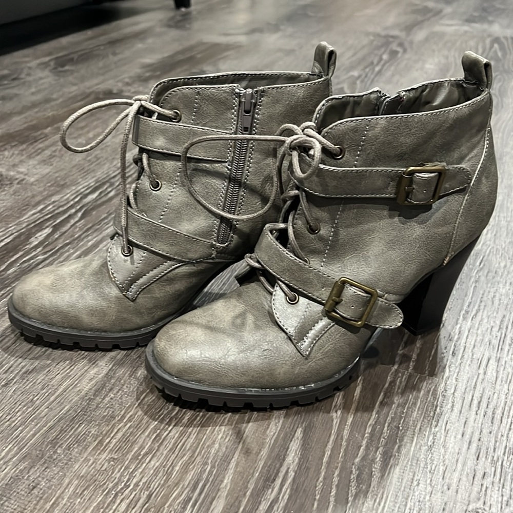 MADDEN GIRL Booties